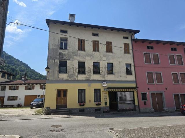 Appartamento in vendita di 225 m² in Via Guglielmo Marconi, 49