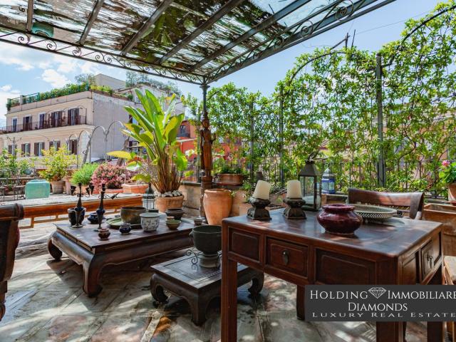 Appartamento in vendita di 225 m² in Via dei Banchi Vecchi, 1