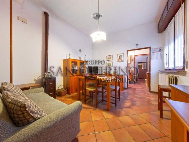 Appartamento in vendita di 225 m² in Via Papa Giovanni XXIII, 32