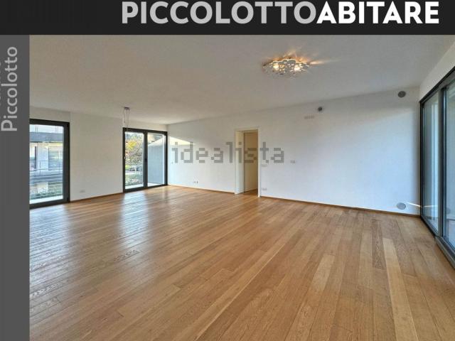 Appartamento in vendita di 225 m² in Borgo Treviso