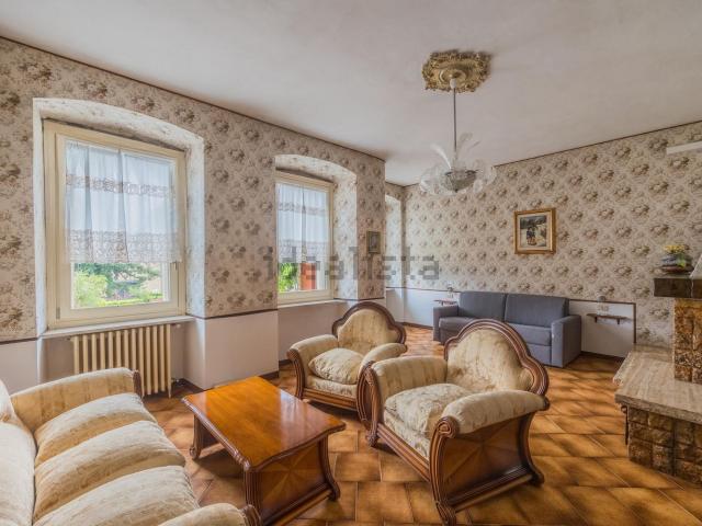 Appartamento in vendita di 225 m² in Corso Giuseppe Zanardelli