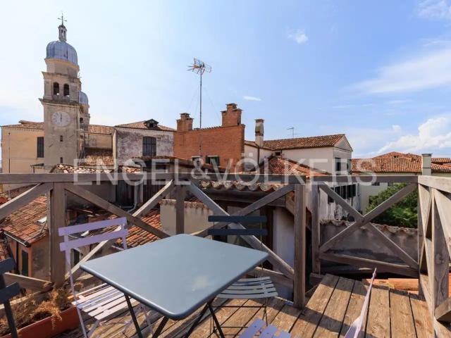 Appartamento in vendita di 225 m² in Fondamenta San Sebastiano