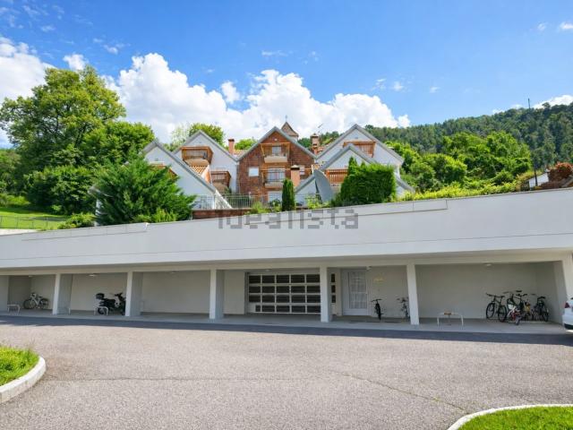 Appartamento in vendita di 226 m² in Via Castellano