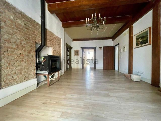 Appartamento in vendita di 226 m² in Via dei Filippini