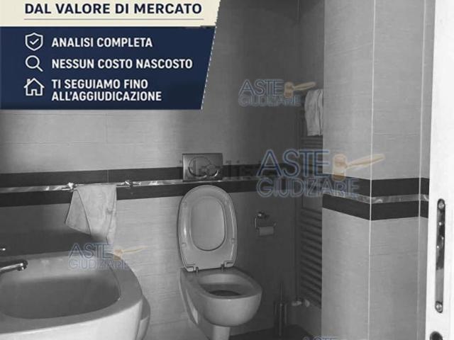 Appartamento in vendita di 226 m² in Via del Cadore, 7