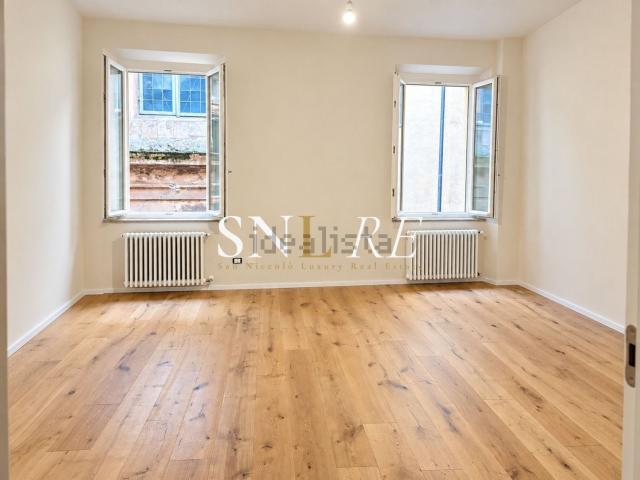 Appartamento in vendita di 226 m² in Via Sant&apos Andrea