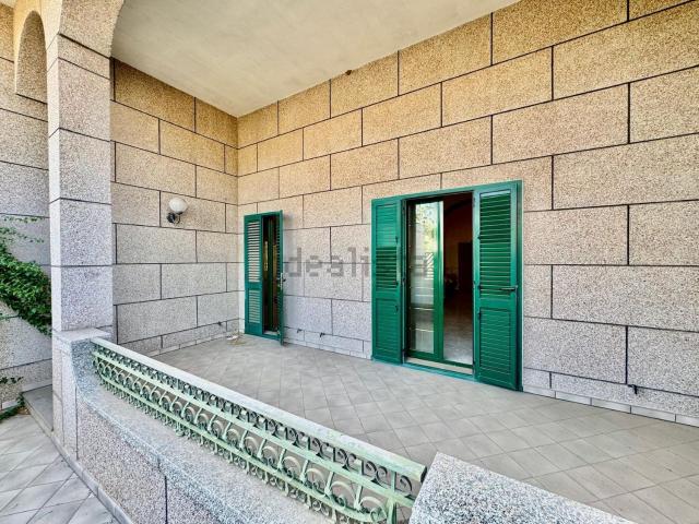 Appartamento in vendita di 226 m² in Via Roma