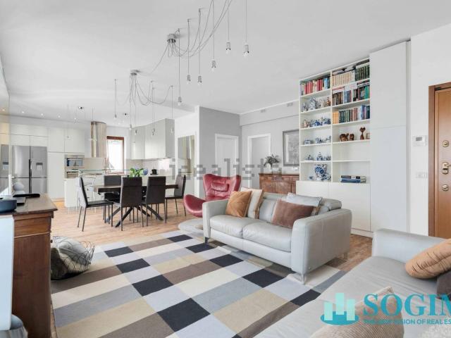 Appartamento in vendita di 226 m² in Piazza Roma