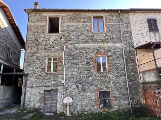 Appartamento in vendita di 227 m² in Via Caprio, 59