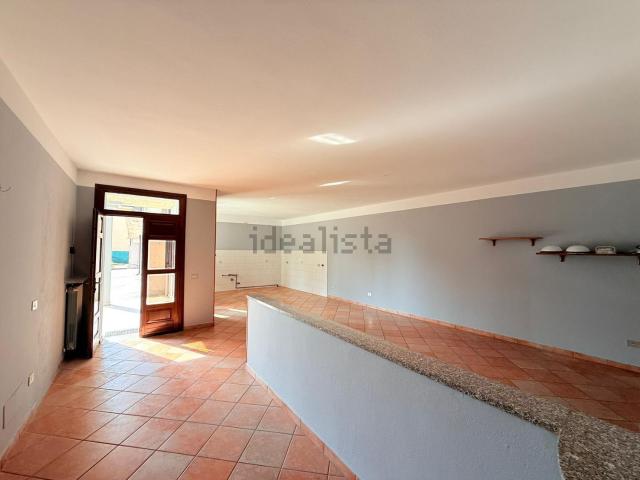 Appartamento in vendita di 227 m² in Via Muoni