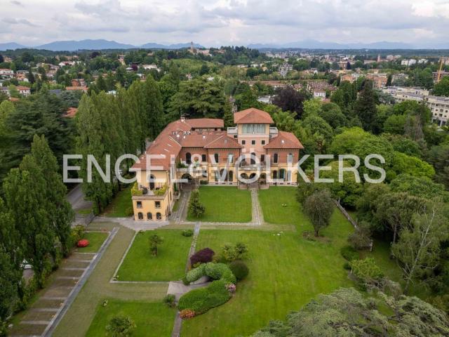 Appartamento in vendita di 227 m² in Via Solferino, 10