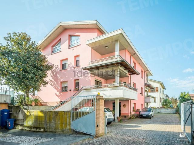 Appartamento in vendita di 227 m² in Via Parigi, 37