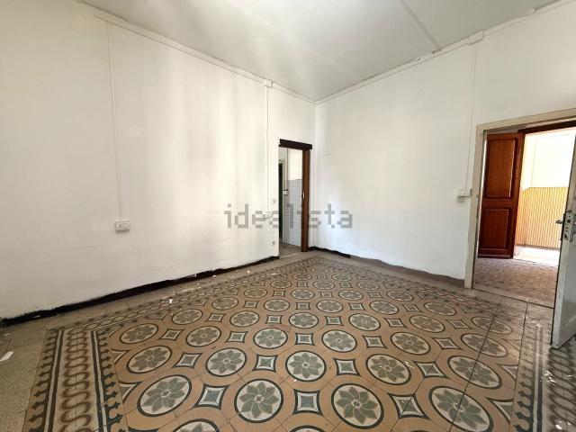 Appartamento in vendita di 228 m² in Via Donateschi