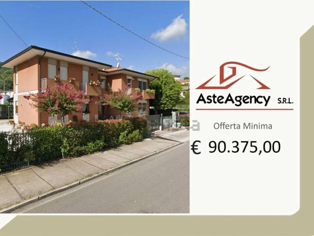 Appartamento in vendita di 228 m² in Via Kennedy, 2