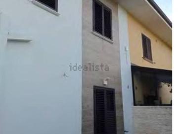 Appartamento in vendita di 228 m² in Via Monsignor Romero