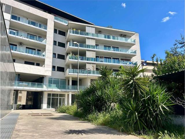 Appartamento in vendita di 228 m² in Via Padre Giglio, 6