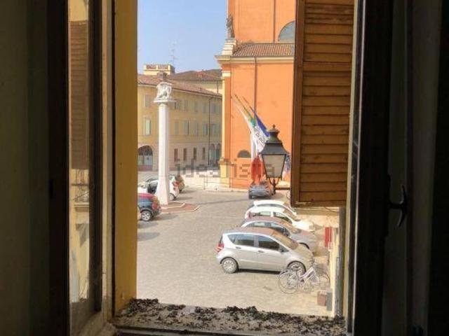 Appartamento in vendita di 229 m² in Via Pietro Saccani
