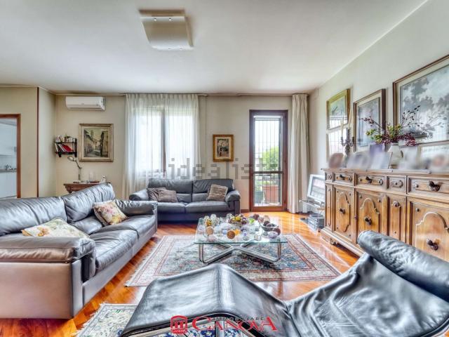 Appartamento in vendita di 230 m²