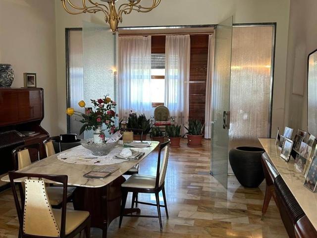 Appartamento in vendita di 230 m²