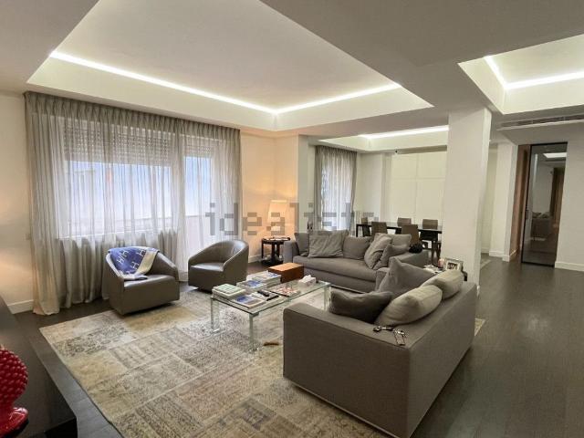 Appartamento in vendita di 230 m²