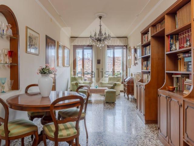 Appartamento in vendita di 230 m²