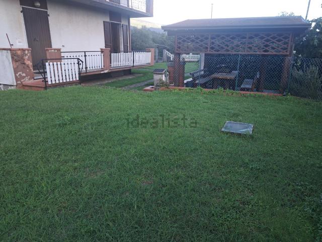 Appartamento in vendita di 230 m² in Via Casacorvi