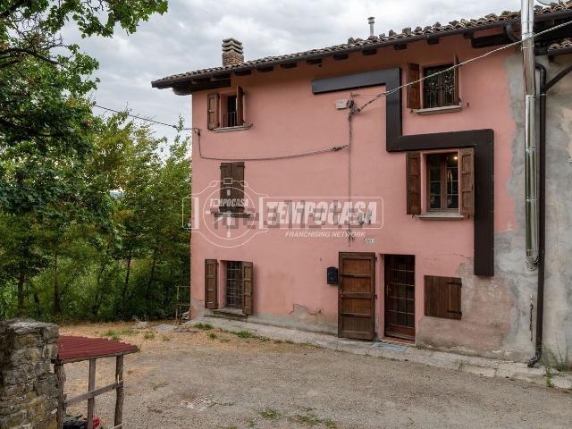 Appartamento in vendita di 230 m² in Via Castellazzo, 761