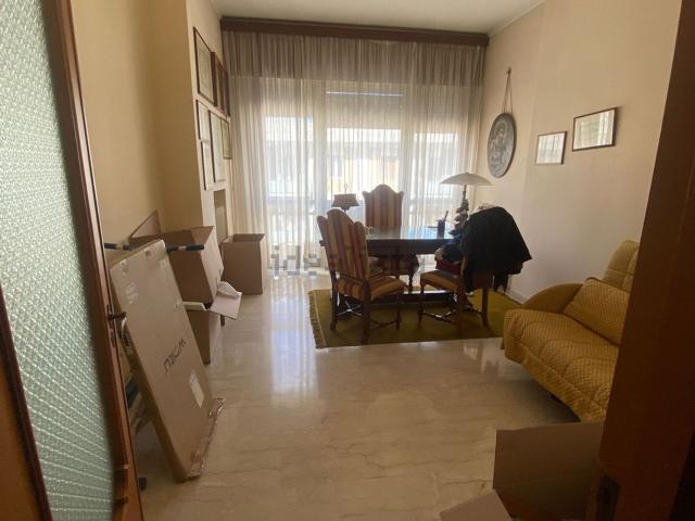 Appartamento in vendita di 230 m² in Via Cesare Battisti, 32