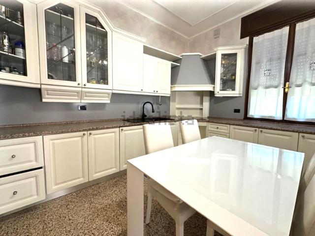 Appartamento in vendita di 230 m² in Via Atheste, 20