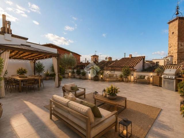 Appartamento in vendita di 230 m² in Via Aurelio Saffi, 28