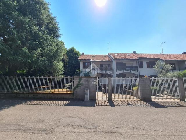 Appartamento in vendita di 230 m² in Via Bruno Buozzi, 1