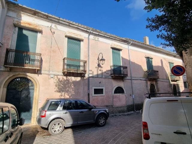 Appartamento in vendita di 230 m² in Via Domenico Lippi, 44