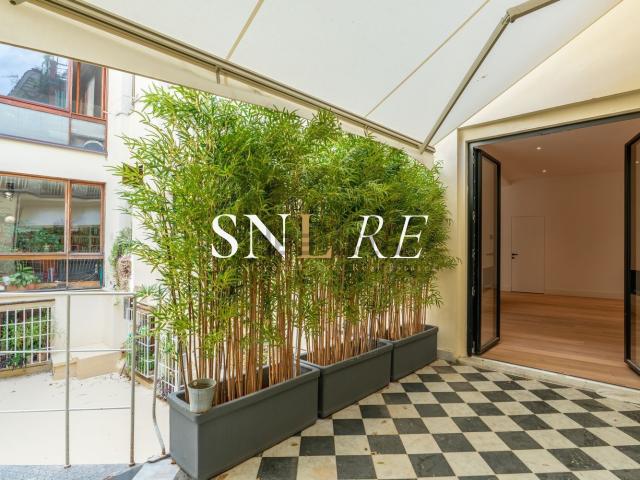 Appartamento in vendita di 230 m² in Via dè Tornabuoni