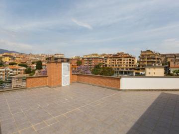 Appartamento in vendita di 230 m² in Via dei Bastioni, 37