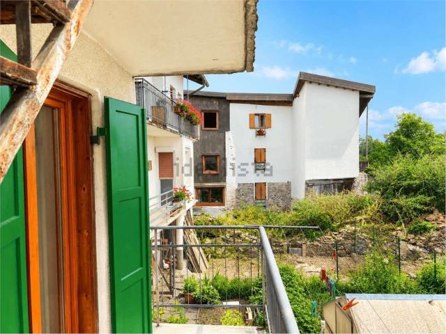 Appartamento in vendita di 230 m² in Via della Chiesa