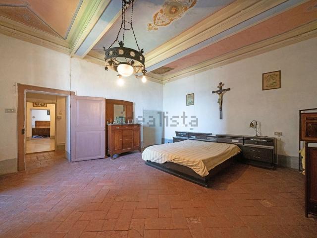 Appartamento in vendita di 230 m² in Via della mura