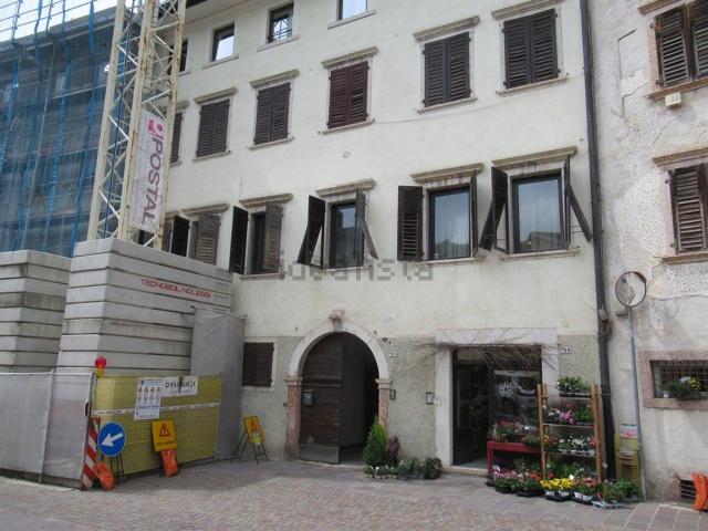 Appartamento in vendita di 230 m² in Via III Novembre, 51