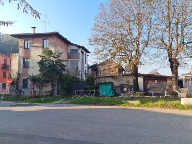 Appartamento in vendita di 230 m² in Via Nicola Sardi