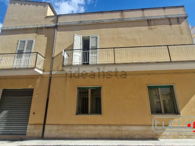 Appartamento in vendita di 230 m² in Via Trinacria, 100