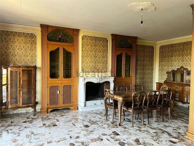 Appartamento in vendita di 230 m² in Piazzale Risorgimento