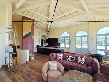 Appartamento in vendita di 231 m² in Via Gabriele D&apos Annunzio, 228