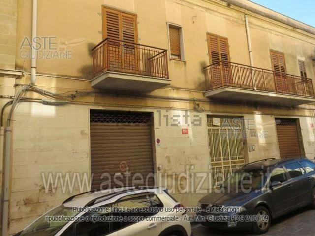 Appartamento in vendita di 231 m² in Via Trabia, 10