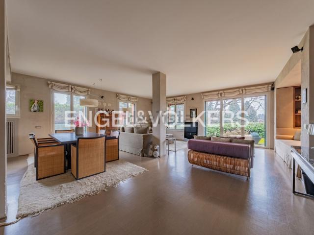 Appartamento in vendita di 232 m² in Via Alessandro Volta, 63