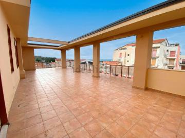 Appartamento in vendita di 232 m² in Via G. Medici