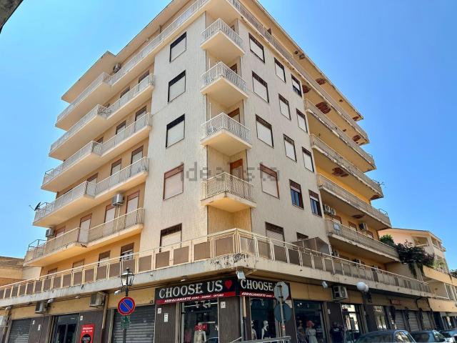 Appartamento in vendita di 232 m² in Via Giuseppe Verdi