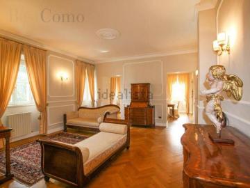 Appartamento in vendita di 232 m² in Via della Conciliazione, 109