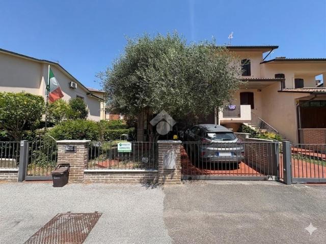Appartamento in vendita di 233 m² in Via Caprera, 31