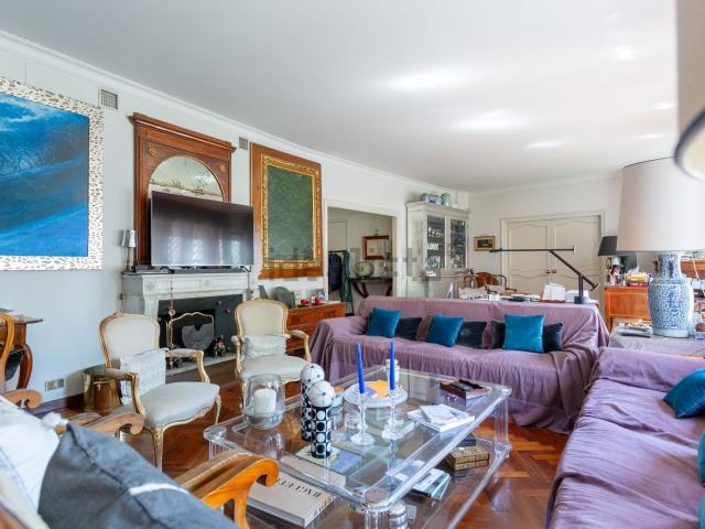 Appartamento in vendita di 233 m² in Via di Sant&apos Anselmo