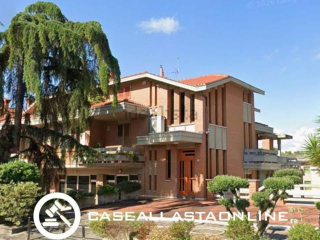 Appartamento in vendita di 233 m² in Via Fonte Orsola