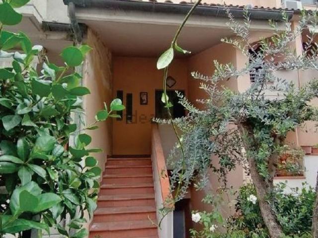 Appartamento in vendita di 233 m² in Via Heba